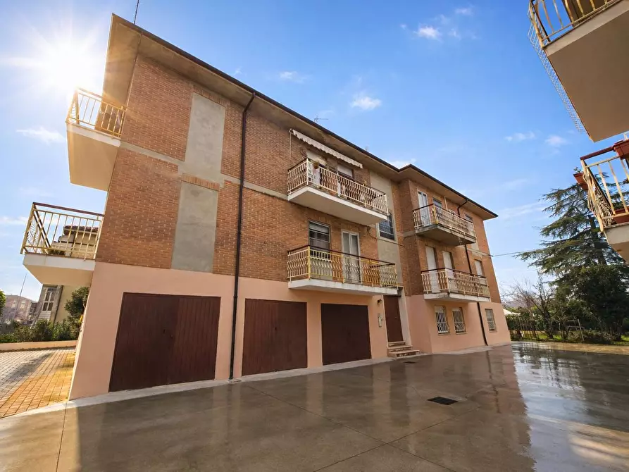 Immagine 1 di Appartamento in vendita  in Via Frutteti a Ferrara
