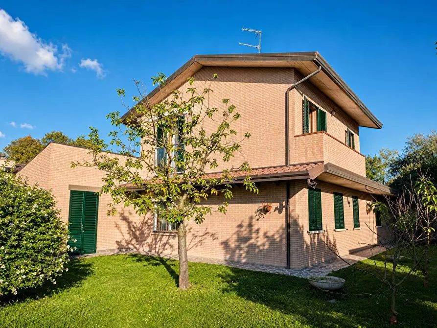 Immagine 7 di Villa in vendita  in Via Acquedotto a Ferrara