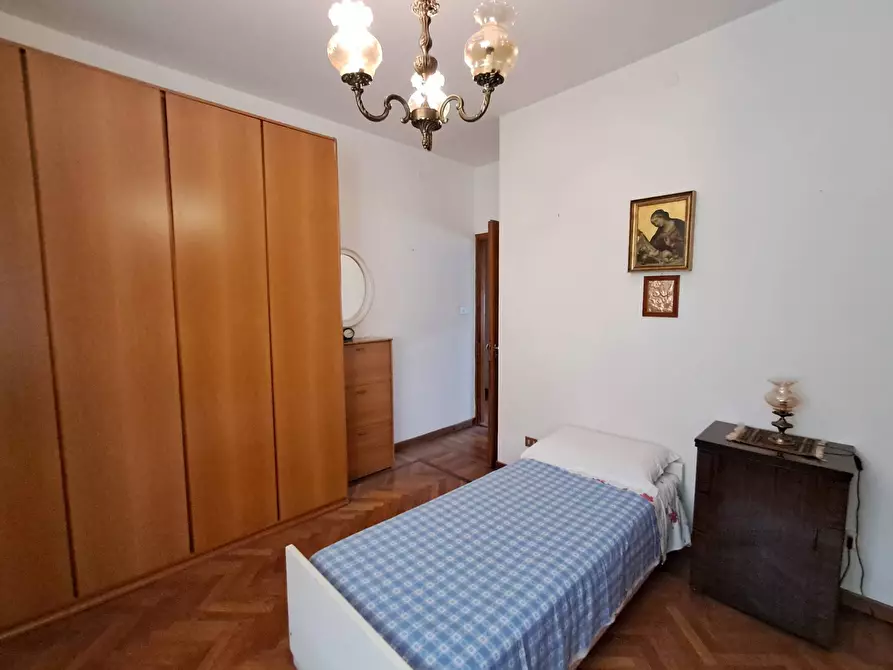 Immagine 17 di Appartamento in vendita  in Viale Cavour a Ferrara