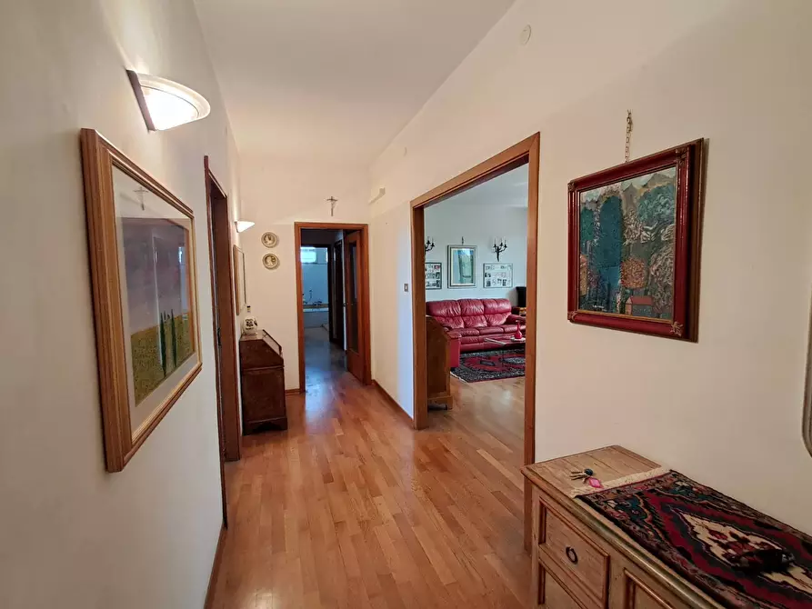 Immagine 26 di Appartamento in vendita  in Viale Cavour a Ferrara