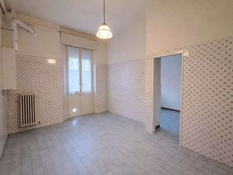 Immagine 12 di Appartamento in vendita  in Via Palestro a Ferrara