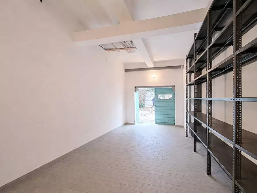 Immagine 15 di Appartamento in vendita  in Via Palestro a Ferrara