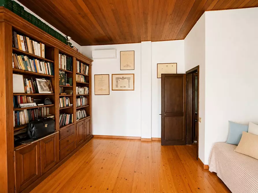 Immagine 20 di Villa in vendita  in Via Ro a Ferrara