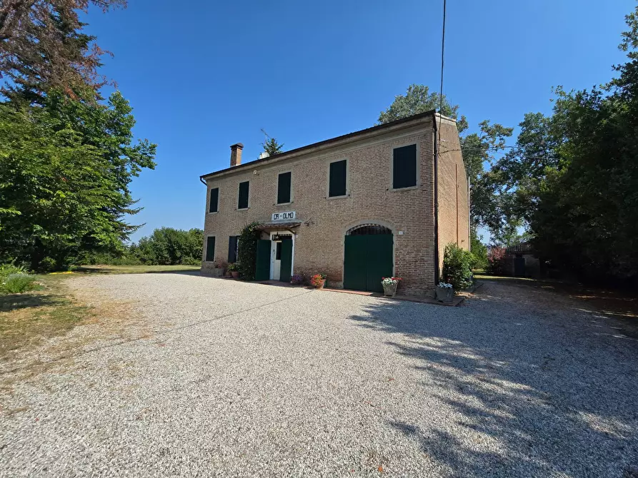Immagine 33 di Villa in vendita  in Via Ro a Ferrara
