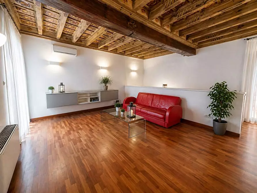 Immagine 1 di Appartamento in affitto  in Via Della Paglia 25 a Ferrara