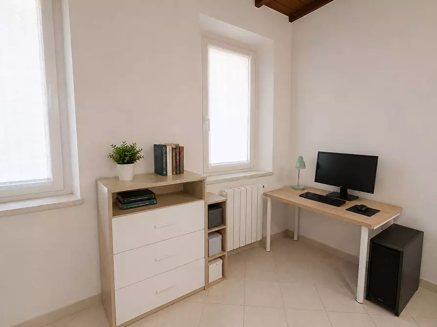 Immagine 17 di Appartamento in affitto  in Via Ripagrande a Ferrara