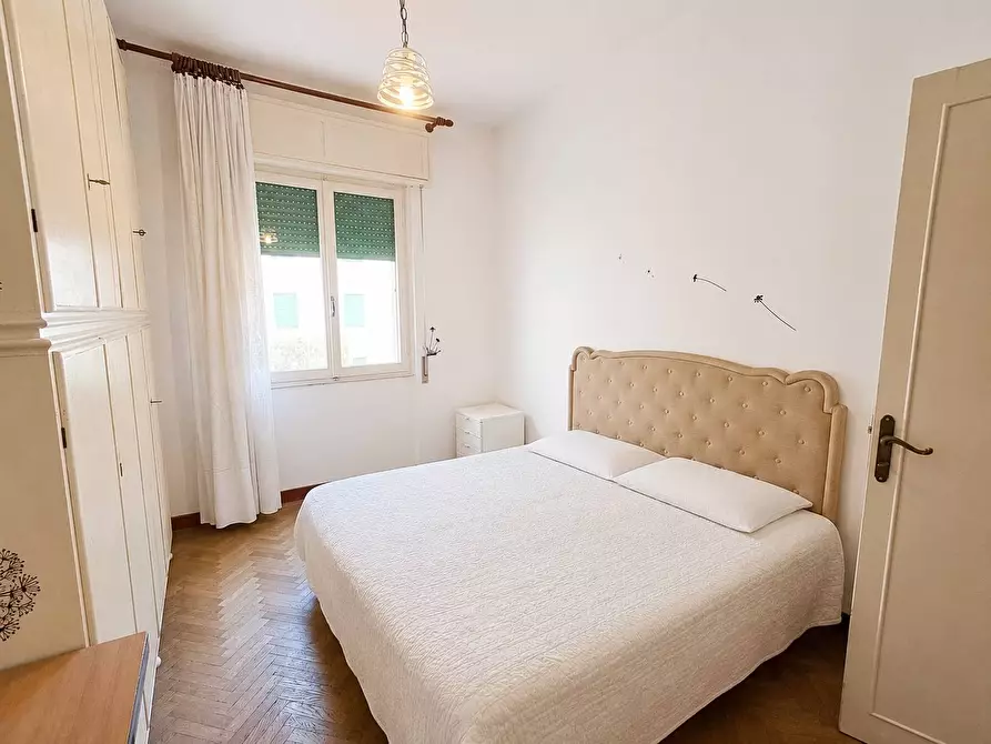 Immagine 15 di Appartamento in vendita  in Via Cassoli a Ferrara