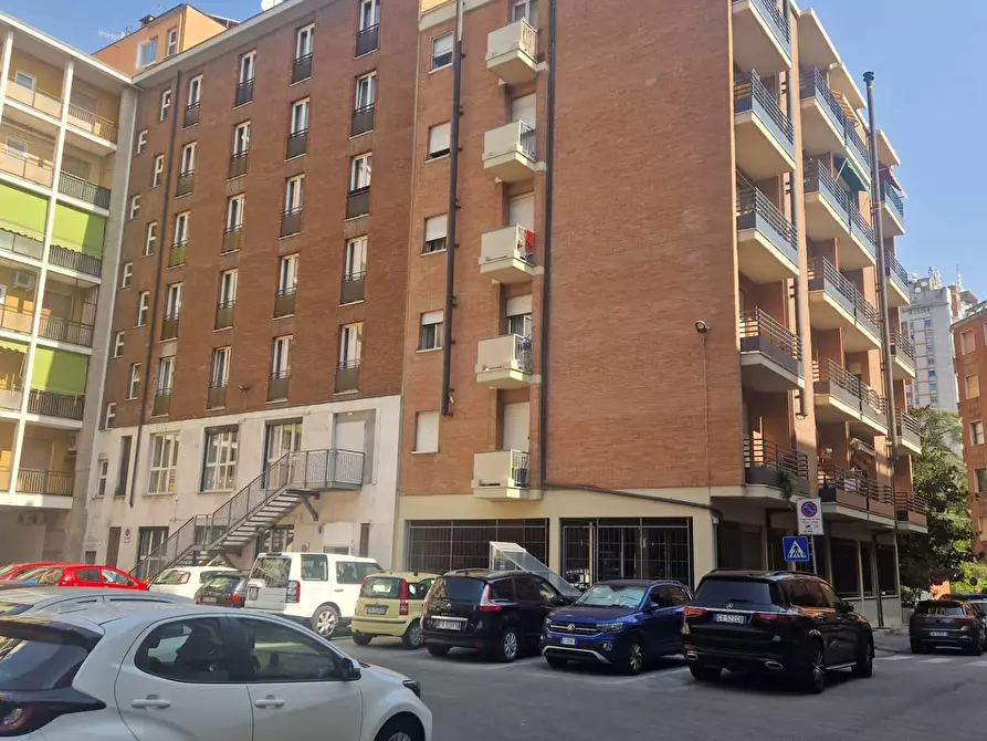 Immagine 1 di Box auto in affitto  in Viale Cesare Battisti a Ferrara
