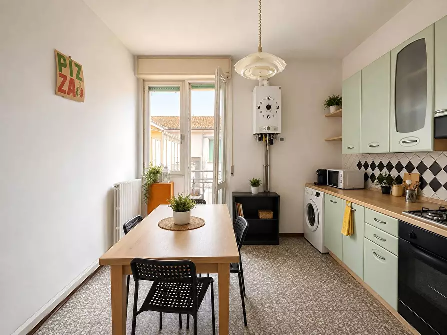 Immagine 3 di Appartamento in vendita  in Via Patrizio Antolini 7 a Ferrara