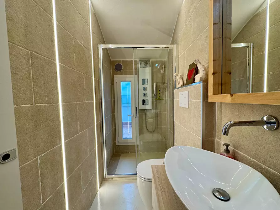 Immagine 16 di Attico in vendita  in Piazzale Della Castellina 15 a Ferrara