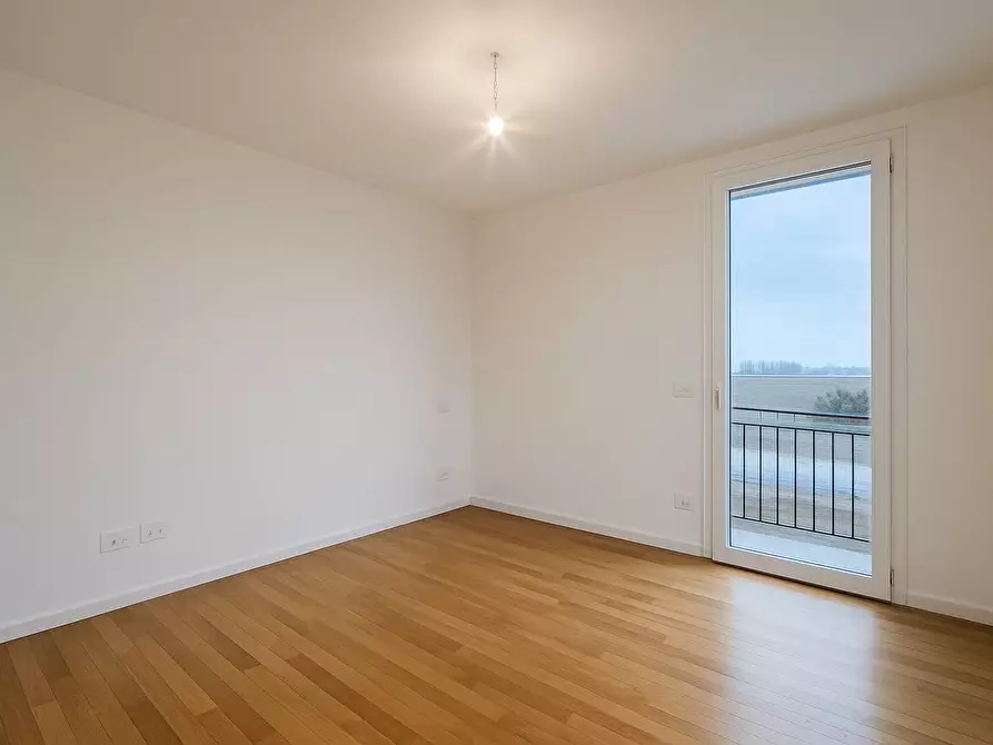 Immagine 8 di Appartamento in affitto  in Via Gramicia a Ferrara