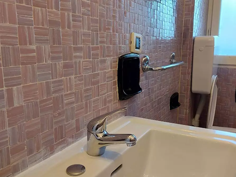 Immagine 11 di Casa semindipendente in affitto  in Viale Cavour a Ferrara