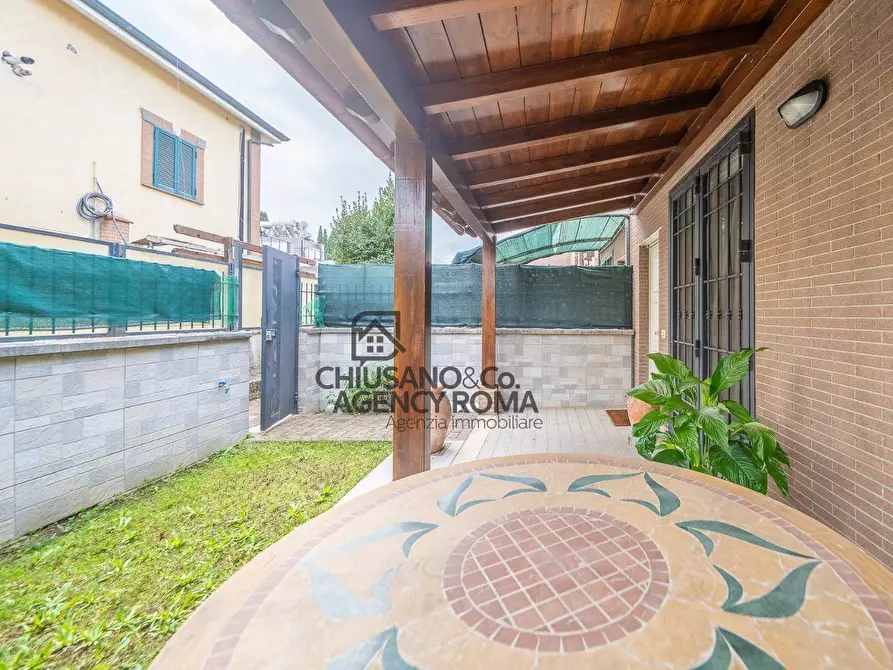Immagine 29 di Appartamento in vendita  in Via Del Casale Agostinelli 107B a Roma