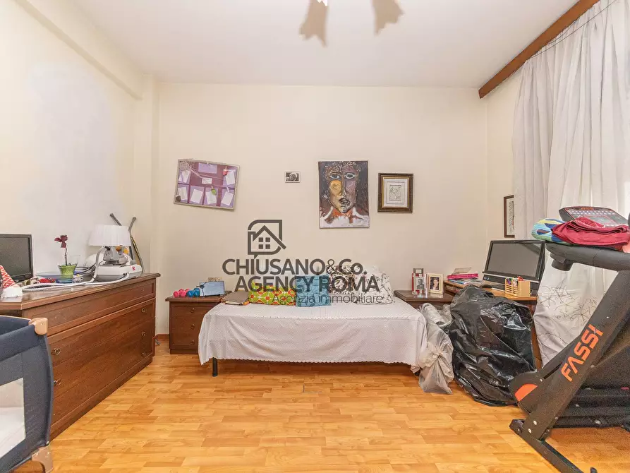 Immagine 11 di Appartamento in vendita  in Via Piero Aloisi 5 a Roma
