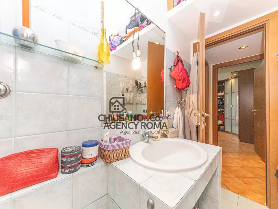 Immagine 22 di Appartamento in vendita  in Via Piero Aloisi 5 a Roma