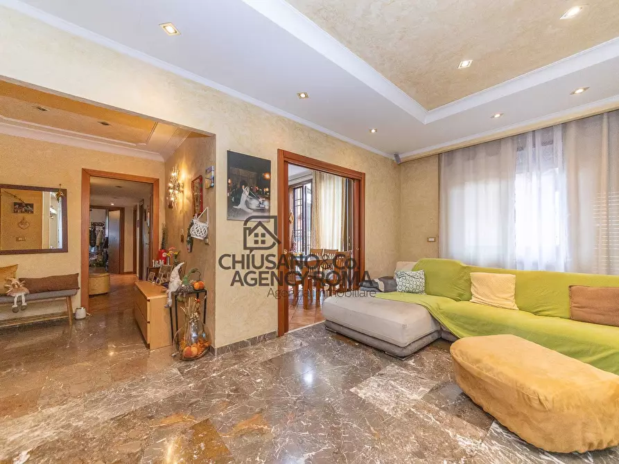 Immagine 2 di Appartamento in vendita  in Via Piero Aloisi 5 a Roma