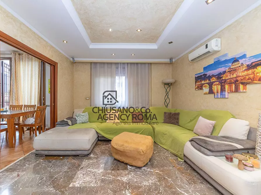 Immagine 35 di Appartamento in vendita  in Via Piero Aloisi 5 a Roma