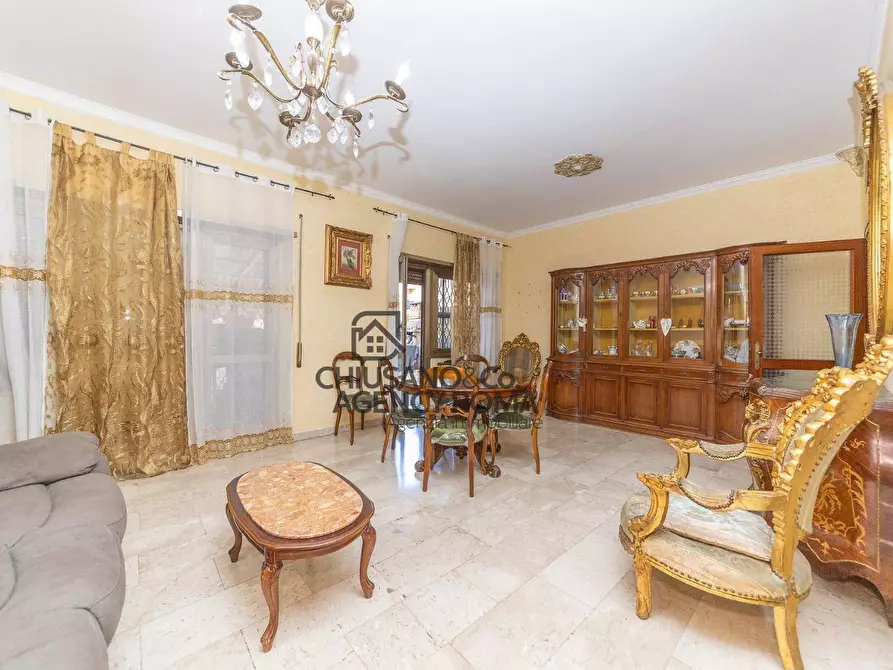 Immagine 10 di Appartamento in vendita  in Via Veio 40 a Roma