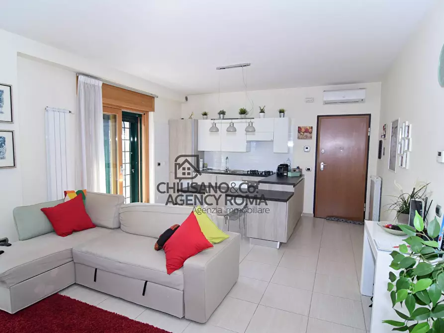 Immagine 6 di Appartamento in vendita  in Via Anagnina 452 a Roma