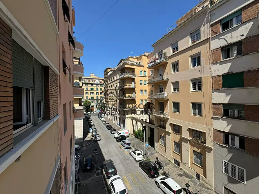 Immagine 7 di Appartamento in affitto  in Via Statonia 10 a Roma