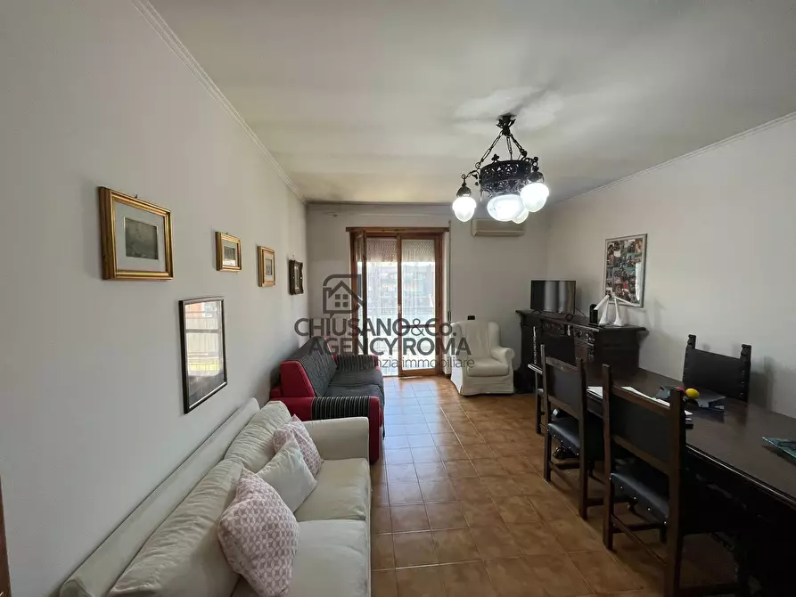Immagine 4 di Appartamento in vendita  in Via Francesco Tovaglieri 392 a Roma