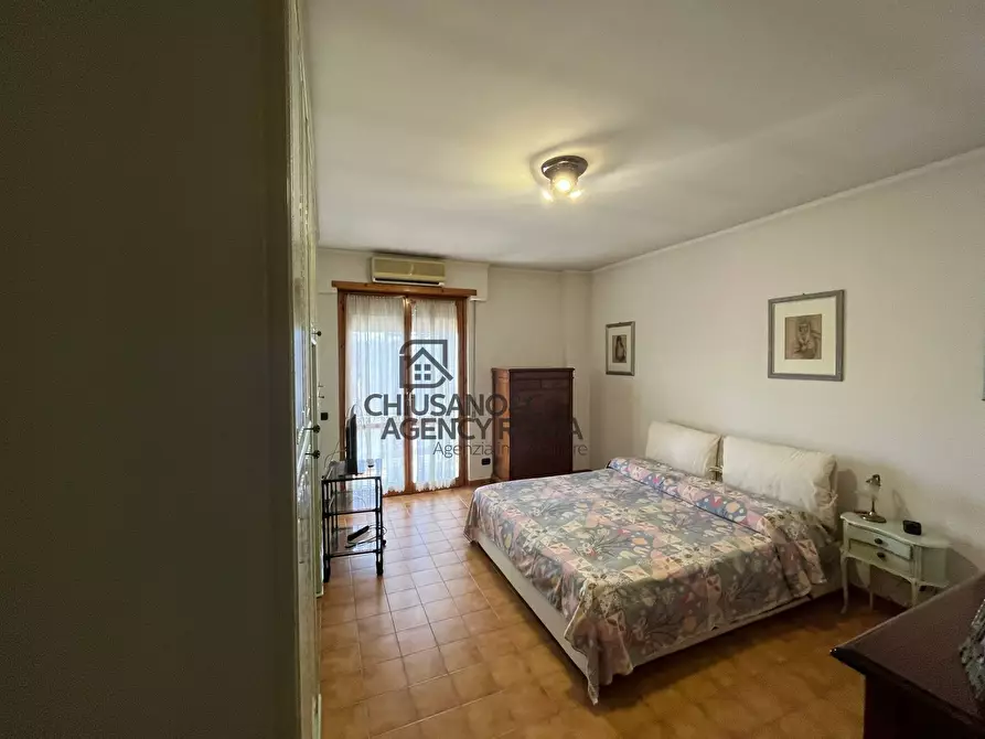 Immagine 13 di Appartamento in vendita  in Via Francesco Tovaglieri 392 a Roma