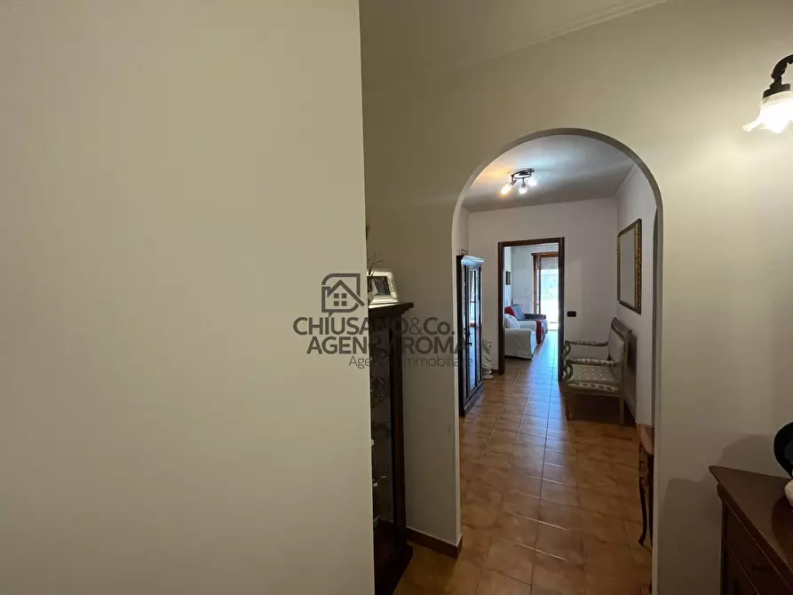 Immagine 25 di Appartamento in vendita  in Via Francesco Tovaglieri 392 a Roma