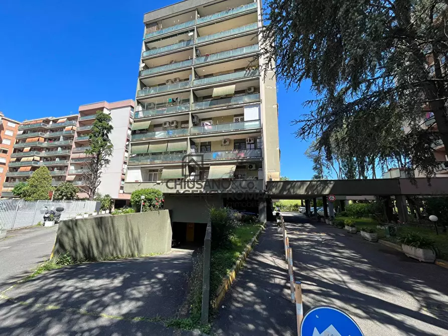 Immagine 26 di Appartamento in vendita  in Via Francesco Tovaglieri 392 a Roma