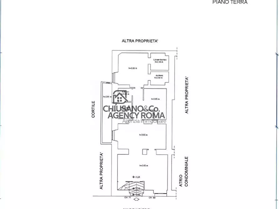 Immagine 11 di Locale commerciale in vendita  in Via Flavia 69/71 a Roma