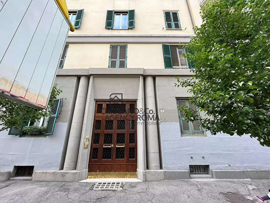 locale di sgombero in vendita a Roma in zona Appio Latino