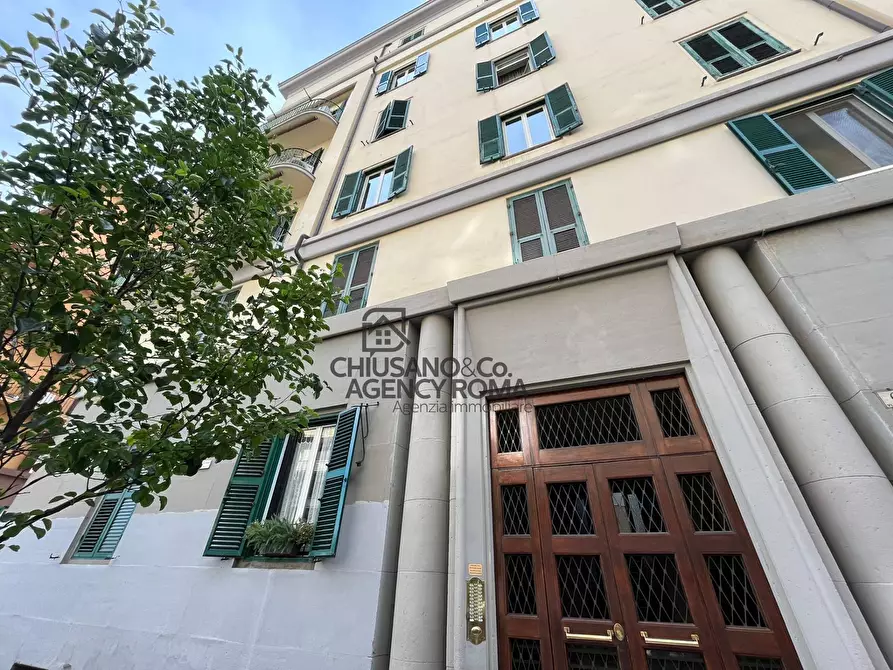 Immagine 12 di Appartamento in vendita  in Via Imera 6 a Roma