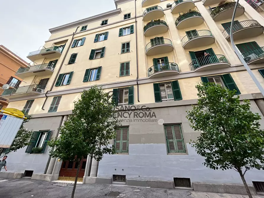 Immagine 14 di Appartamento in vendita  in Via Imera 6 a Roma