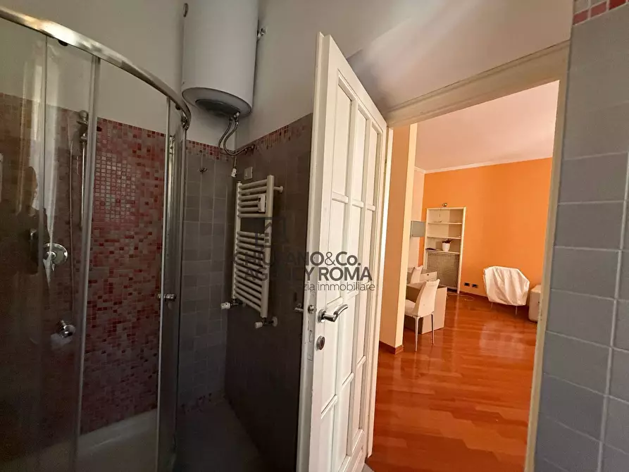 Immagine 5 di Appartamento in affitto  in Via Faleria a Roma