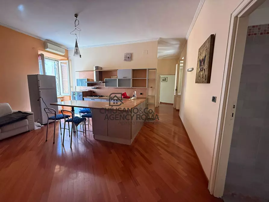 Immagine 13 di Appartamento in affitto  in Via Faleria a Roma