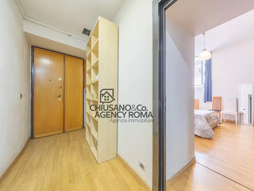 Immagine 4 di Appartamento in vendita  in Via Mirandola 30 a Roma
