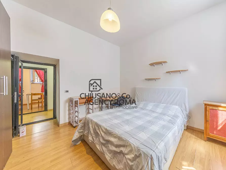 Immagine 6 di Appartamento in vendita  in Via Mirandola 30 a Roma