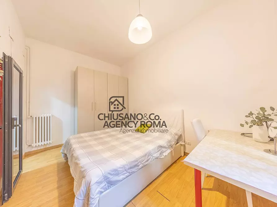 Immagine 17 di Appartamento in vendita  in Via Mirandola 30 a Roma