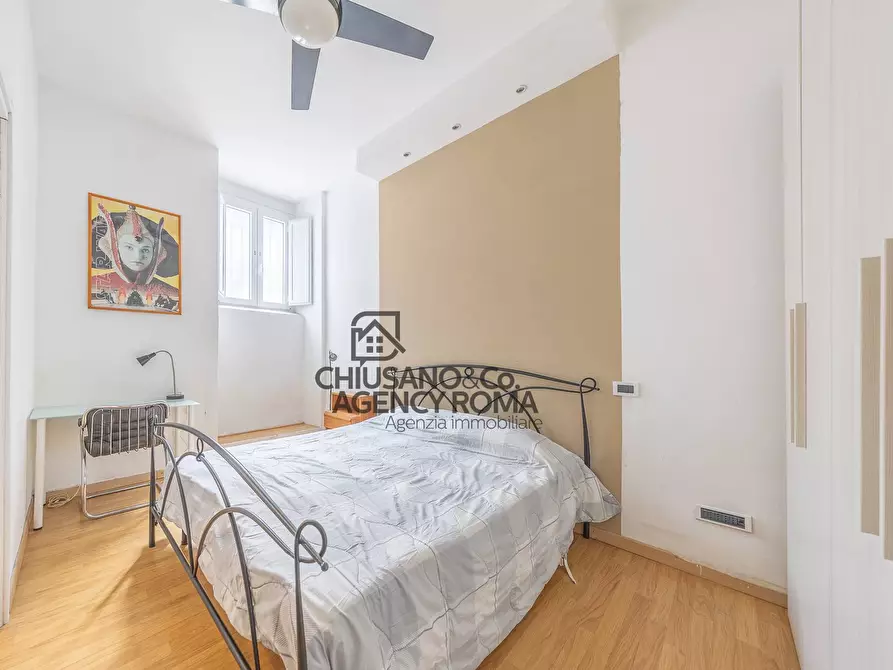 Immagine 28 di Appartamento in vendita  in Via Mirandola 30 a Roma