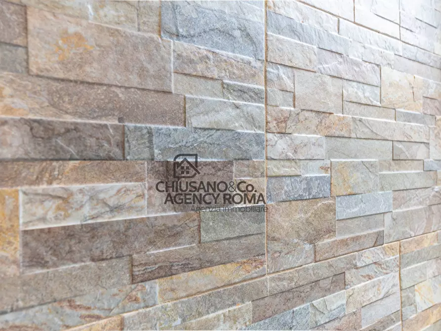 Immagine 38 di Appartamento in vendita  in Via Mirandola 30 a Roma