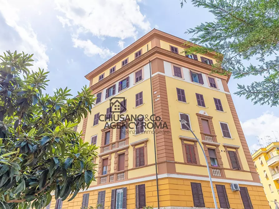 Immagine 46 di Appartamento in vendita  in Via Mirandola 30 a Roma