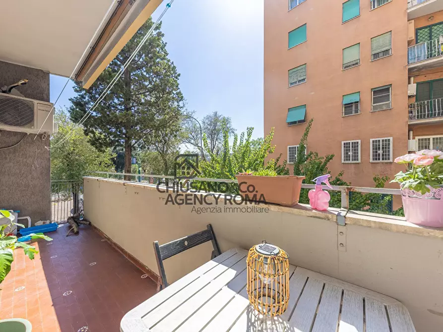 Immagine 35 di Appartamento in vendita  in Viale Palmiro Togliatti 75 a Roma