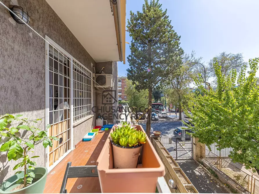 Immagine 37 di Appartamento in vendita  in Viale Palmiro Togliatti 75 a Roma