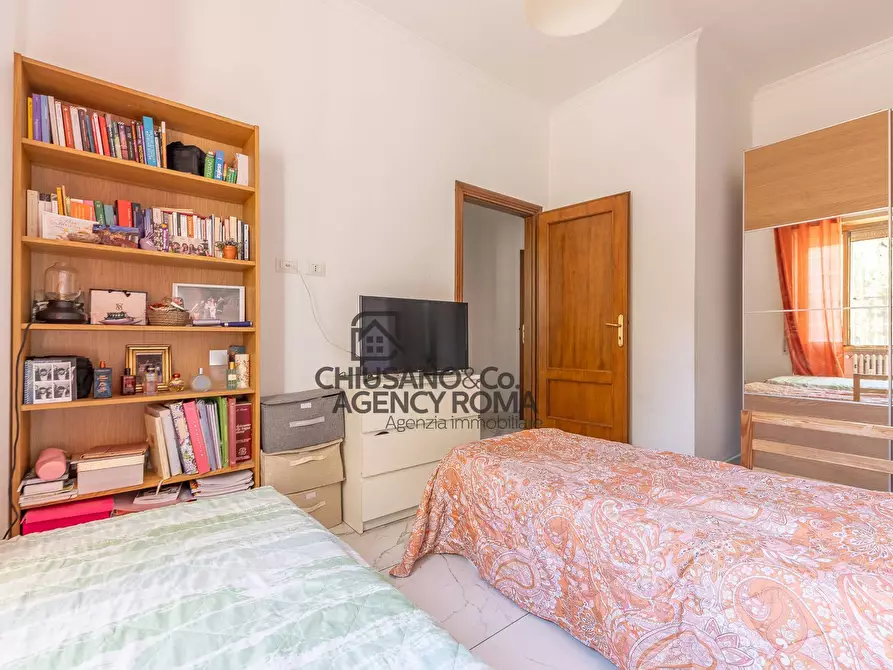 Immagine 34 di Appartamento in vendita  in Viale Palmiro Togliatti 75 a Roma