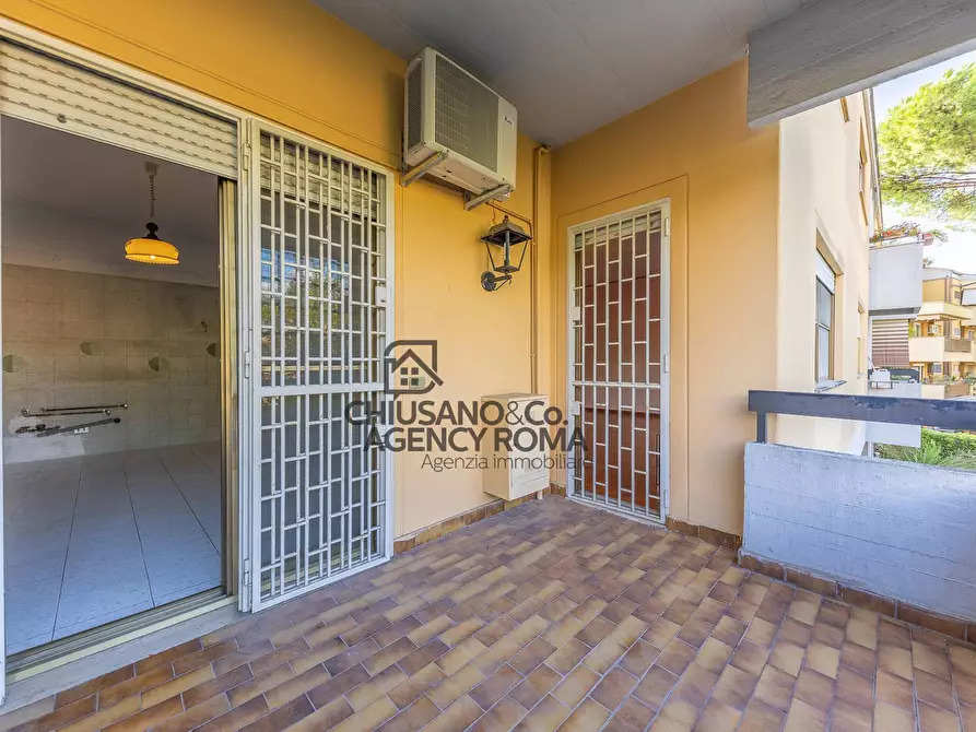 Immagine 38 di Appartamento in vendita  in Via Montauro 4 a Roma