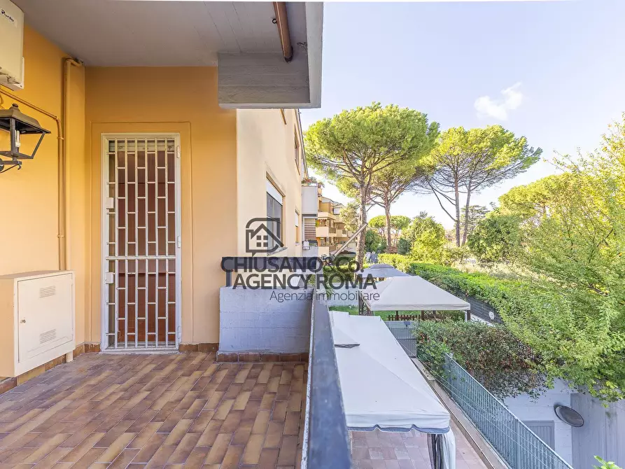 Immagine 36 di Appartamento in vendita  in Via Montauro 4 a Roma