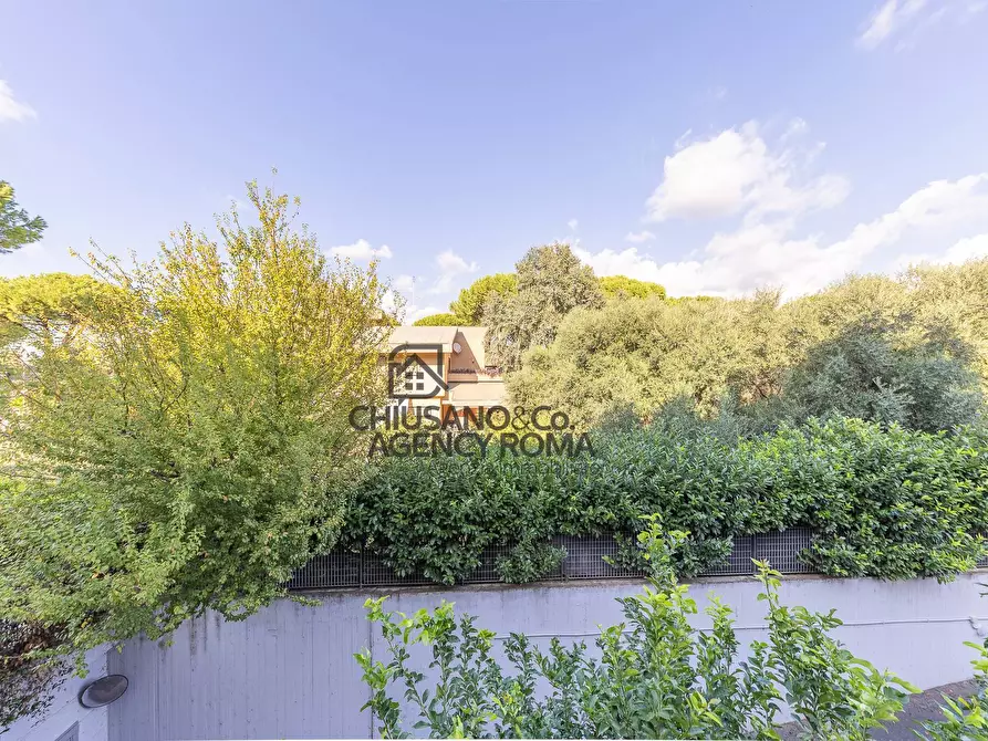 Immagine 42 di Appartamento in vendita  in Via Montauro 4 a Roma