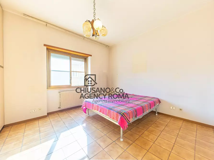 Immagine 27 di Appartamento in vendita  in Via Montauro 4 a Roma