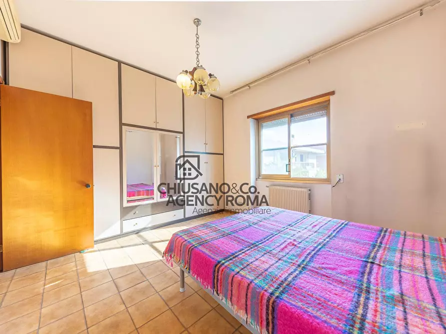 Immagine 29 di Appartamento in vendita  in Via Montauro 4 a Roma