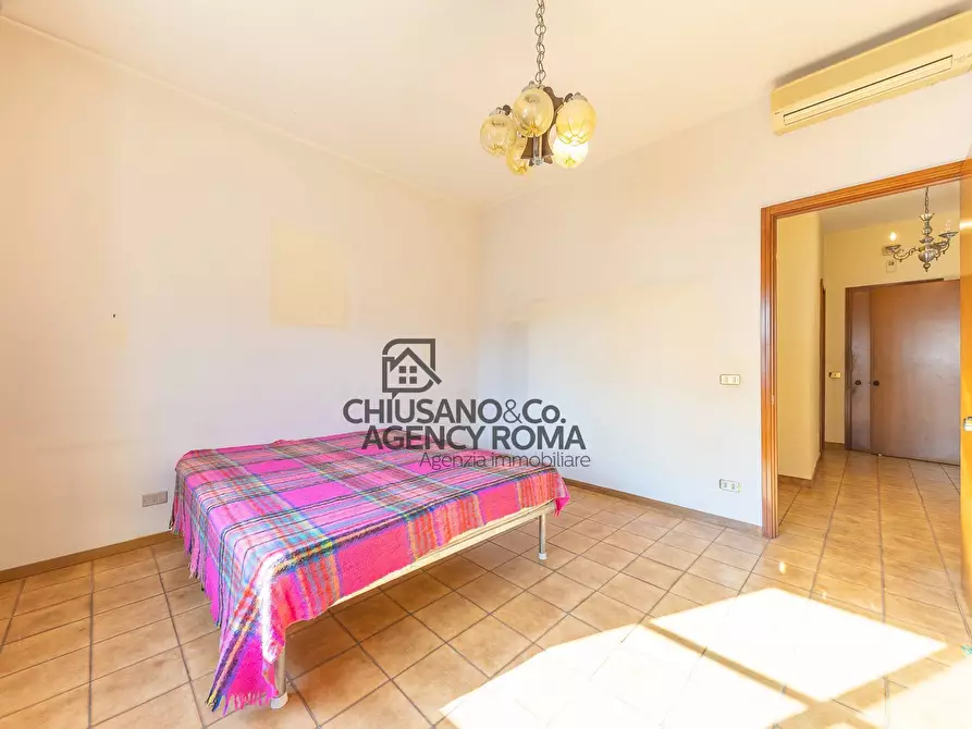 Immagine 28 di Appartamento in vendita  in Via Montauro 4 a Roma