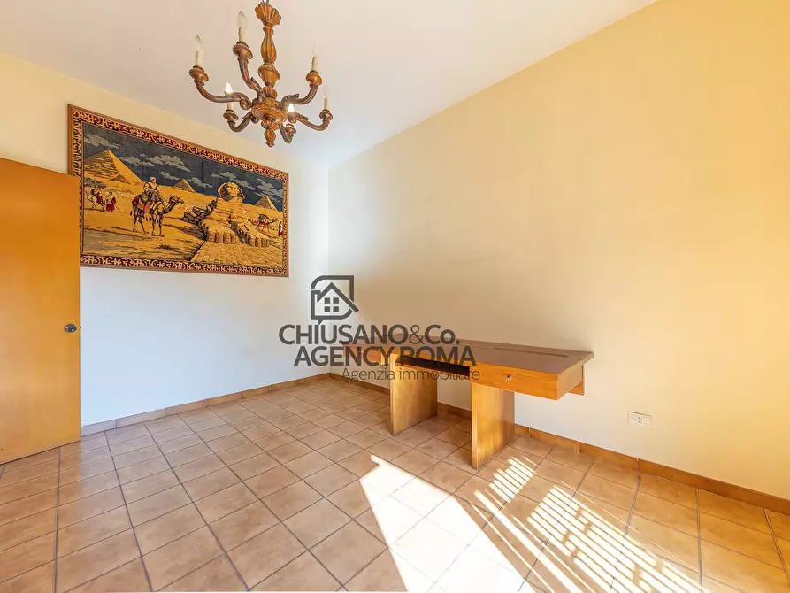 Immagine 16 di Appartamento in vendita  in Via Montauro 4 a Roma